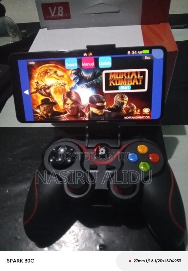 Phone Wireless Game Controller · Photo 3