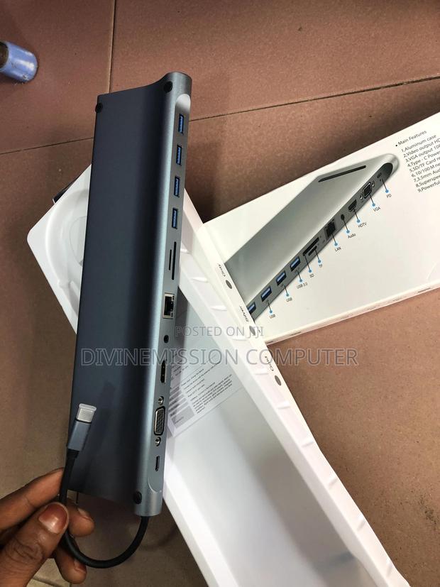 11 in One Type C Hub, Hdmi, VGA, 4 Usb Ports, Cat6, Type C, · Photo 3