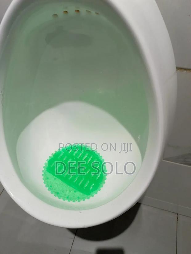 Urinal Mat Deodorant · Photo 1