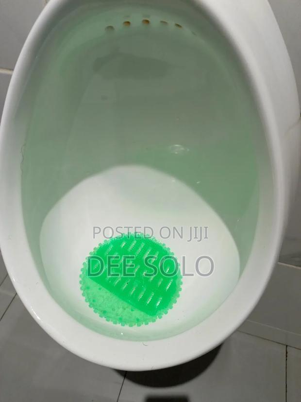 Urinal Mat Deodorant · Photo 2
