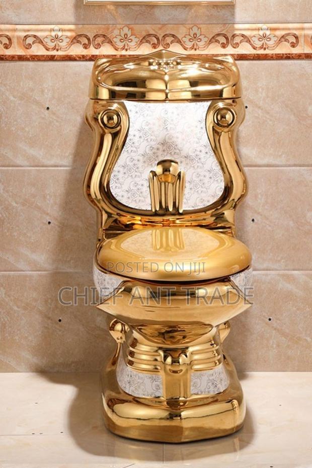 Golden Toilet Seat. Wc + Basin. Water Closet. Yt-10 · Photo 4