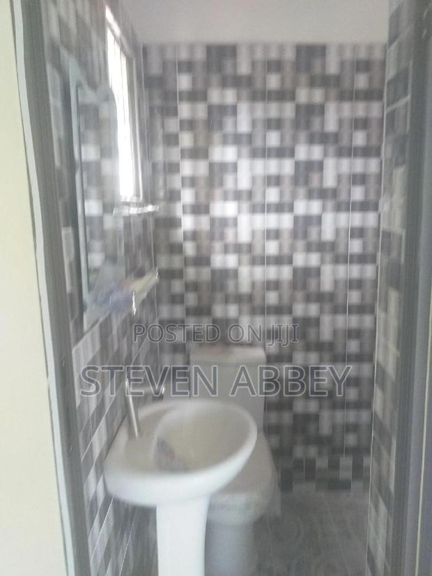 2bdrm Apartment in Adom Agency, Teshie for rent · Photo 7