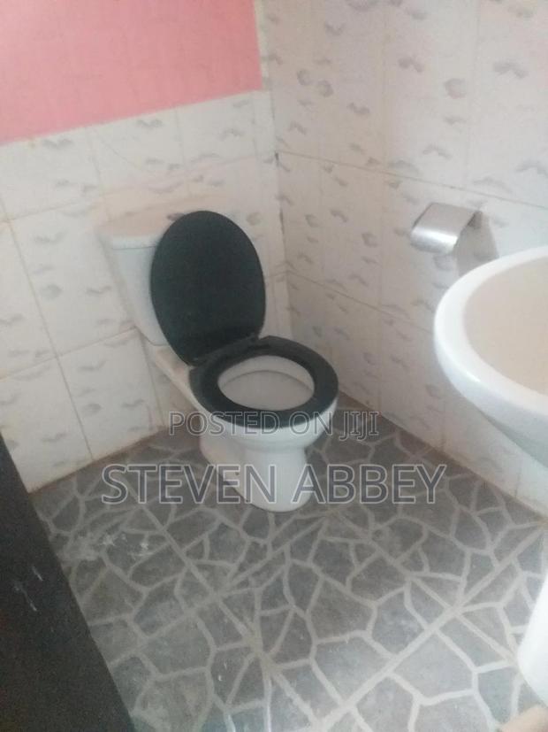 2bdrm Apartment in Adom Agency, Teshie for rent · Photo 7