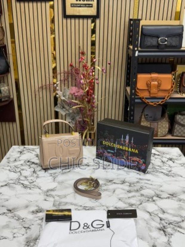 D G Handbag · Photo 5