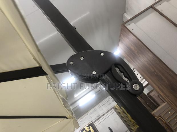 Quality Waterproof Canopy · Photo 3