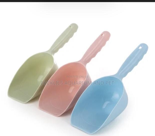 Plastic Pet Food Shovel Spoon · Photo 3