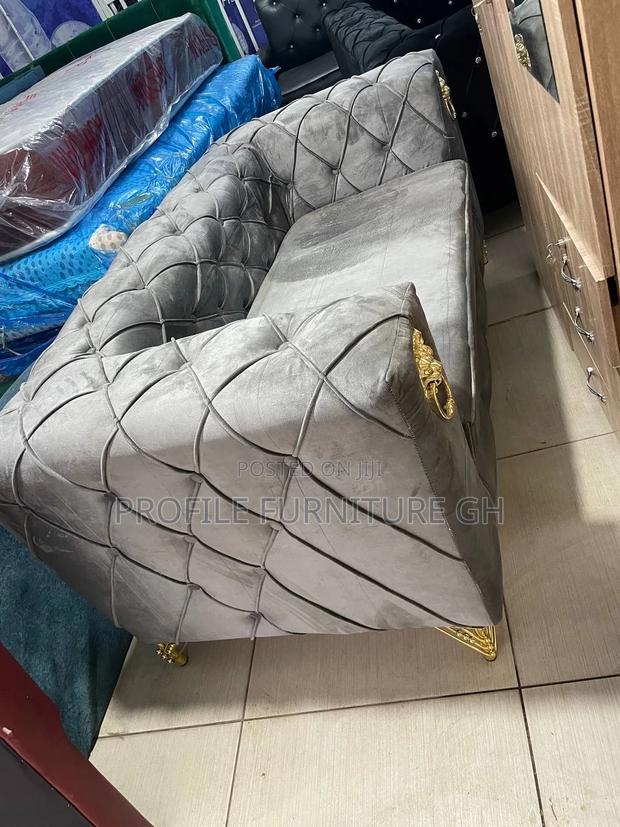 Serendipity Grey 3 In 1 Sofa// Durable And Luxurious · Photo 1