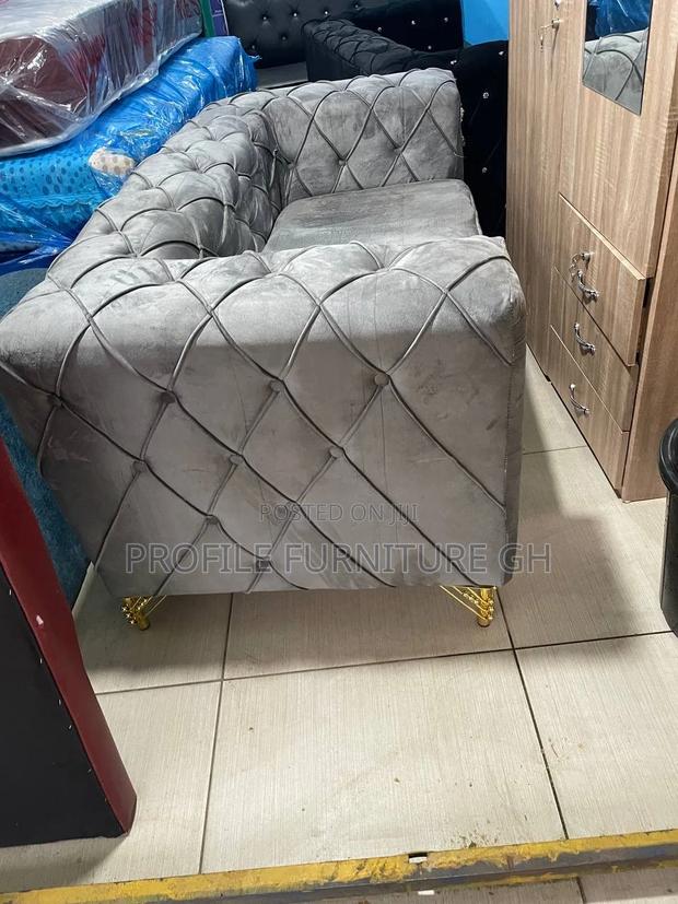 Serendipity Grey 3 In 1 Sofa// Durable And Luxurious · Photo 2