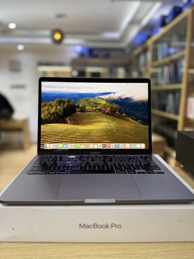 Laptop Apple MacBook Pro 2022 M2 8GB Apple M2 SSD 512GB · Photo 6