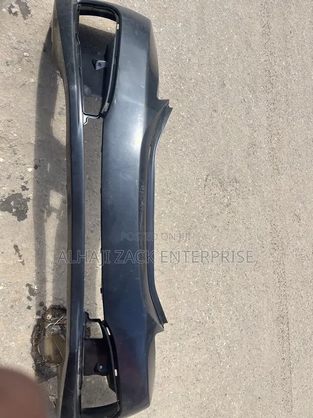 Honda Civic 2014 Front Bumper · Photo 1