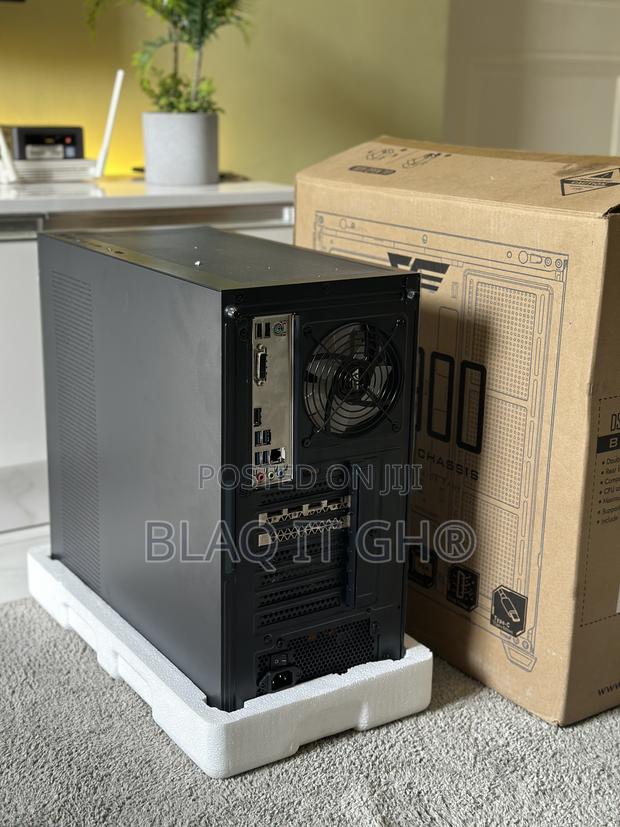 Desktop Computer Asus 32GB Intel Core I7 SSD 4T · Photo 3