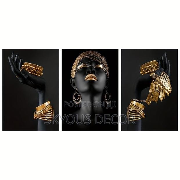 Black Gold Hand Face Wall Art Canvas · Photo 1