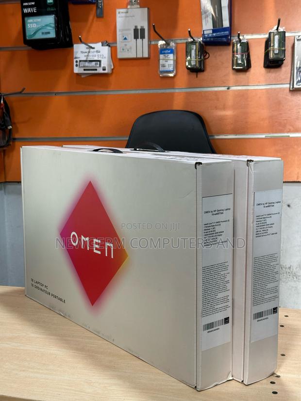 New Laptop HP Omen 16 16GB Intel Core i7 SSD 1T · Photo 1