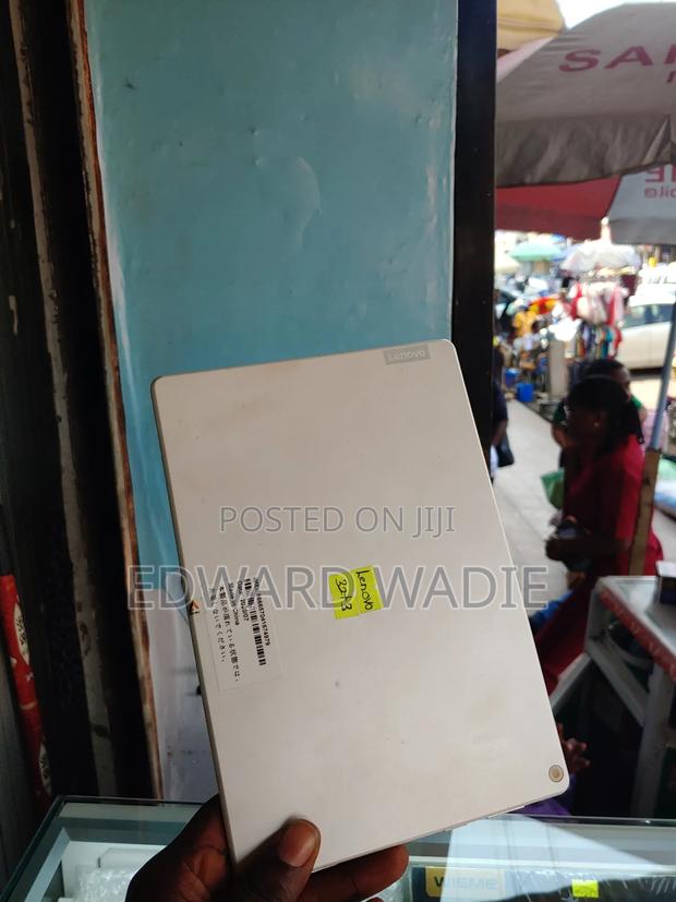 Lenovo A8-50 A5500 32 GB White · Photo 1
