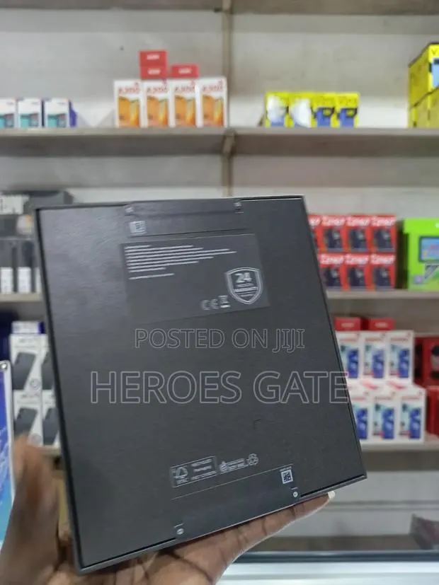 New Samsung Galaxy Z Fold8 Ultra 1 TB Black · Photo 1
