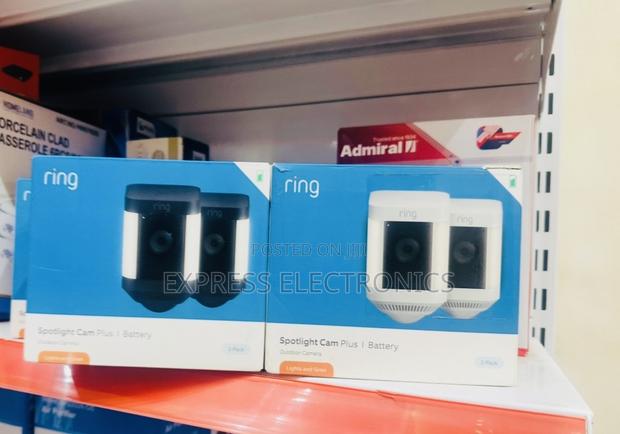Ring 2 in 1 Sportlight Cam Plus/ · Photo 1