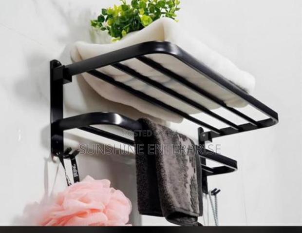 Towel Hanger · Photo 1