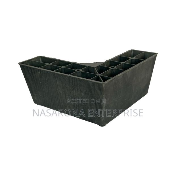 L Shaped Carpet Castors (4 PCS ) · Photo 2