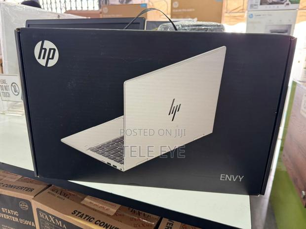 New Laptop HP 16GB Intel Core I7 SSD 512GB · Photo 2