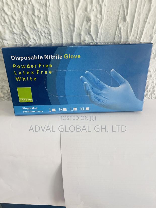 Disposable Nitrile Gloves · Photo 4