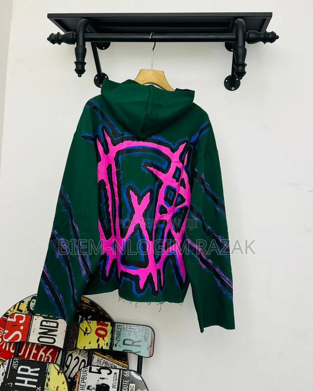 Crop Hoodies Available in Stock · Photo 2