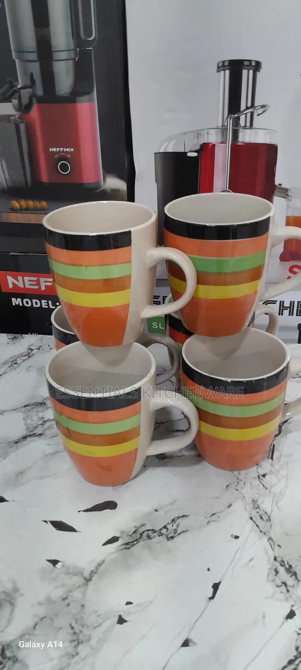 Colourful Ceramic Mug Set · Photo 1