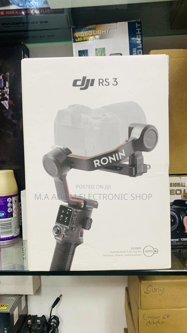 Dji RS3 Hand Held Gimbal · Photo 1