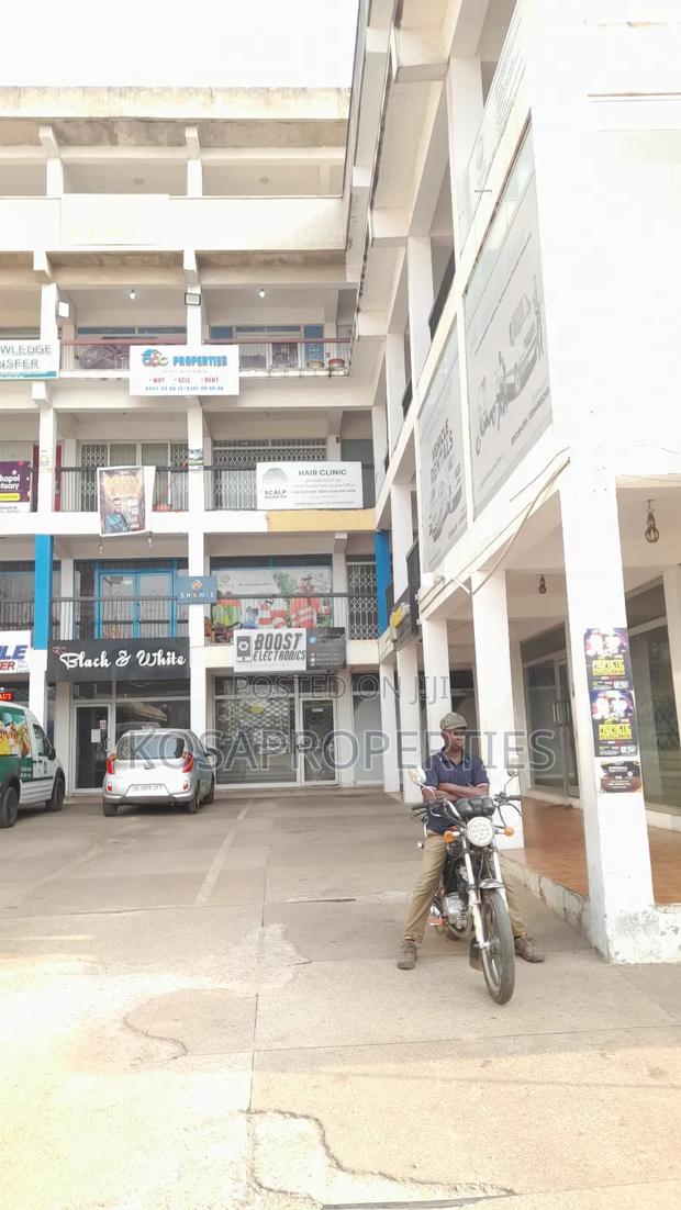 Shops for Rent at East Legon · Photo 2