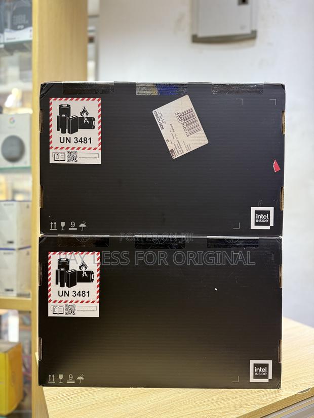 New Laptop HP Envy X360 8GB Intel Core i5 SSD 512GB · Photo 1