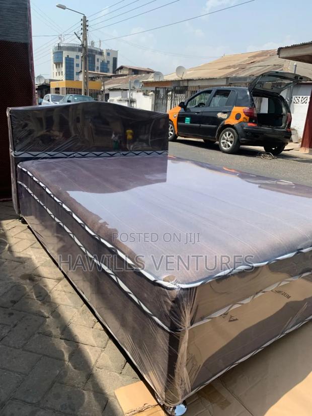 Queen Size Inbuilt With Mattress · Photo 1