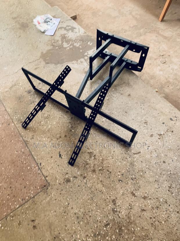 Heavy Duty Adjustable Wall Mount for 50”-120” · Photo 1