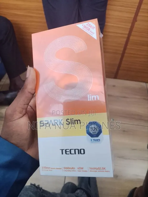 New Tecno Spark Slim 256 GB Black · Photo 1