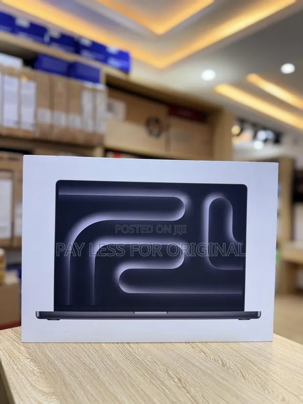 New Laptop Apple MacBook Pro 2023 M3 Pro 36GB Apple M3 Pro SSD 512GB · Photo 1
