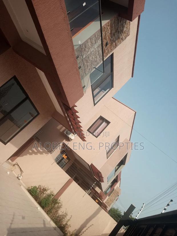 4bdrm House in $650 Executive, Oyarifa for rent · Photo 3
