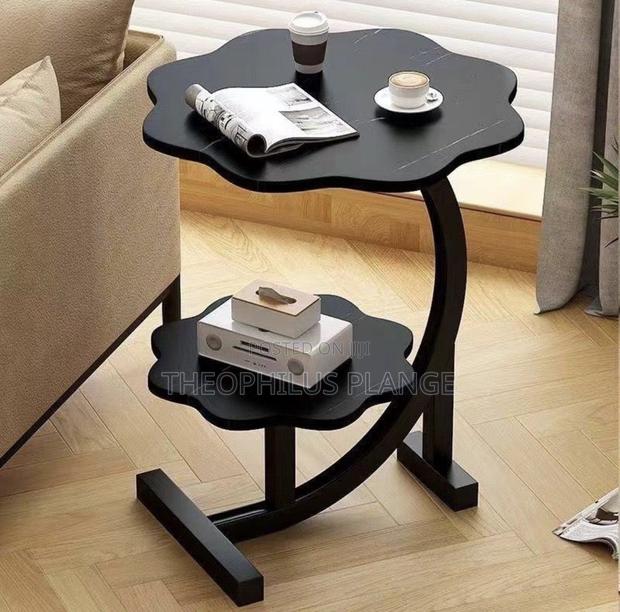 C Shaped Coffee Table / Side Table ( All Black ) · Photo 1