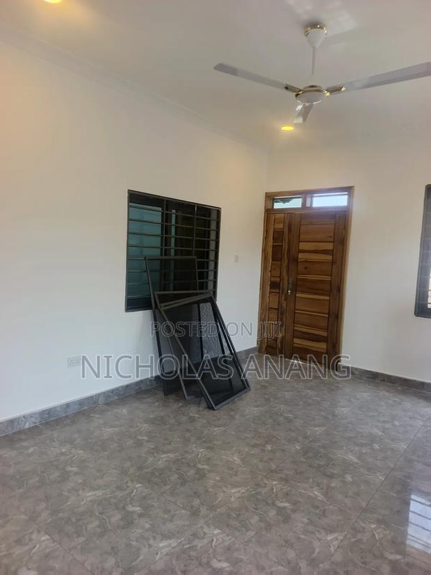 2bdrm Apartment in The Dorns Properties, Tseaddo for rent · Photo 3