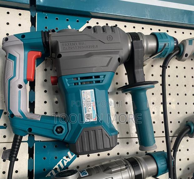 TOTAL Rotary Hammer (1500W) · Photo 1