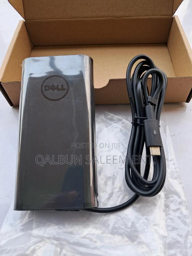 High-Quality New Dell Oval Type-C 20V 4.5A 90W Adapter · Photo 2