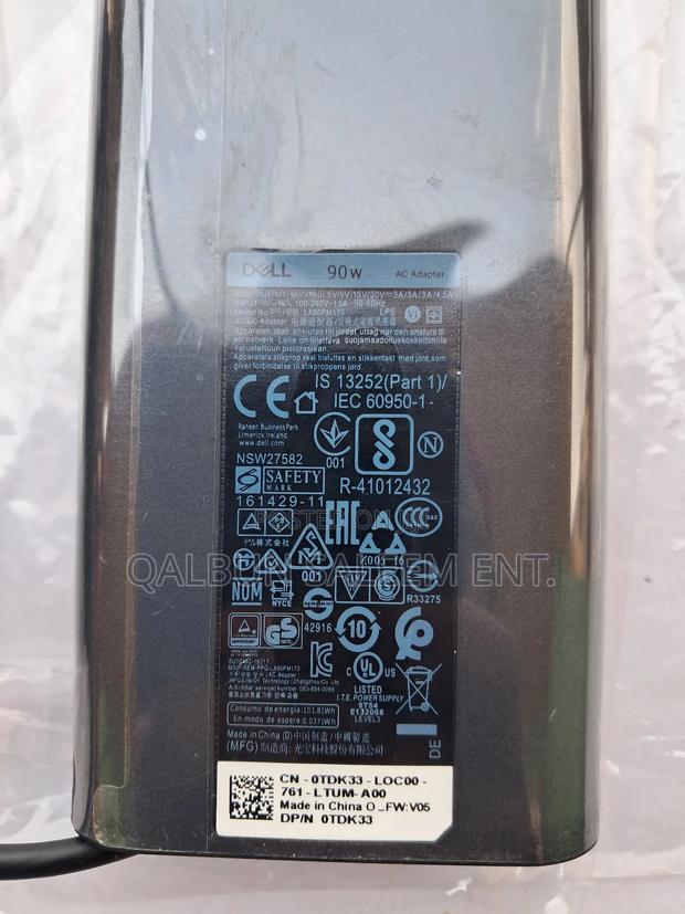 High-Quality New Dell Oval Type-C 20V 4.5A 90W Adapter · Photo 3