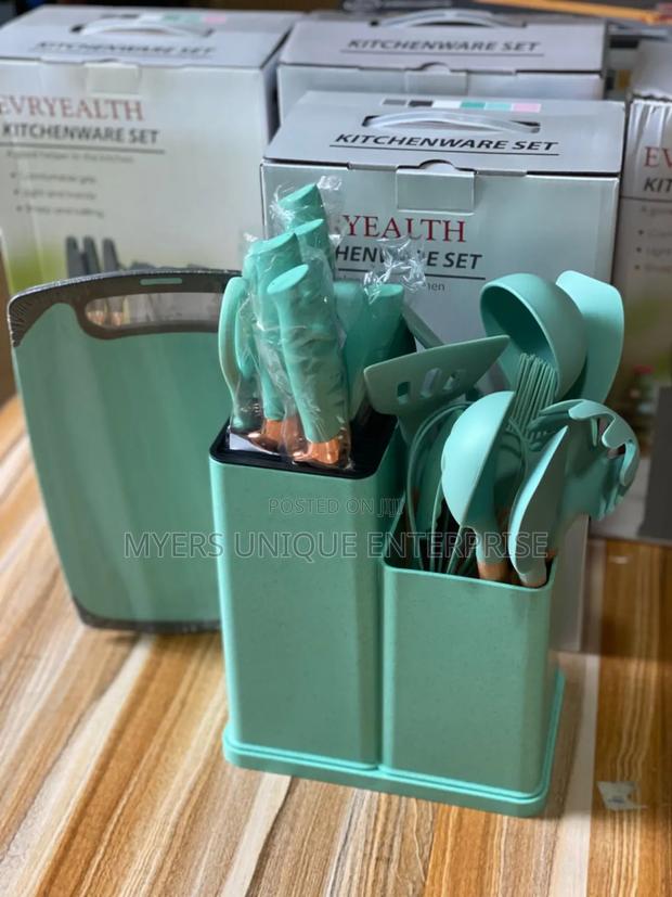 Quality 19pcs Kitchen Ware Set · Photo 1