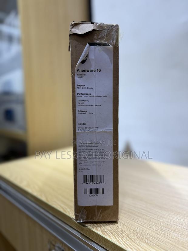New Laptop Dell Alienware M16 R2 32GB Intel Core Ultra 9 SSD 1T · Photo 2