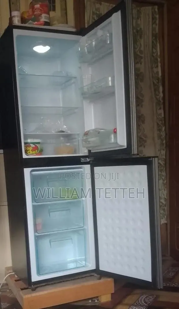 Nasco Fridge · Photo 1