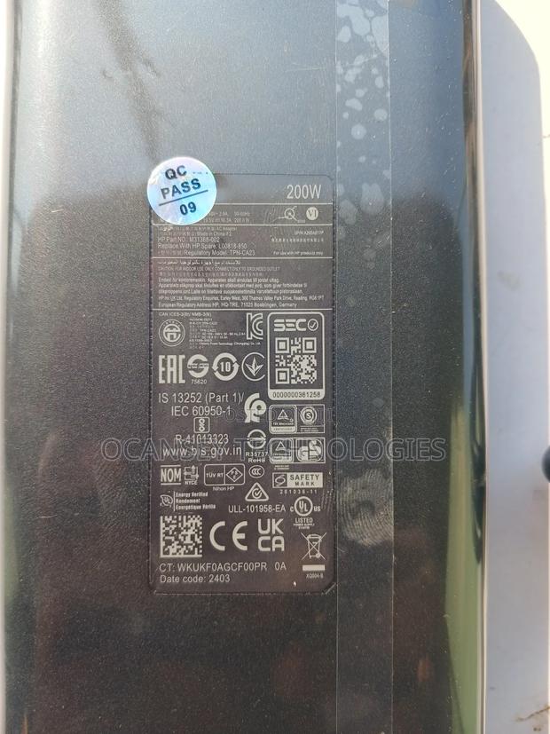 Original HP Blue Pin 200W Adapter / Charger · Photo 3