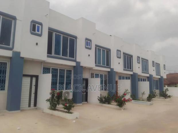 2bdrm Townhouse/Terrace in Estate, School Junction for sale · Photo 1