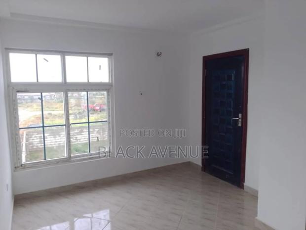 2bdrm Townhouse/Terrace in Estate, School Junction for sale · Photo 5