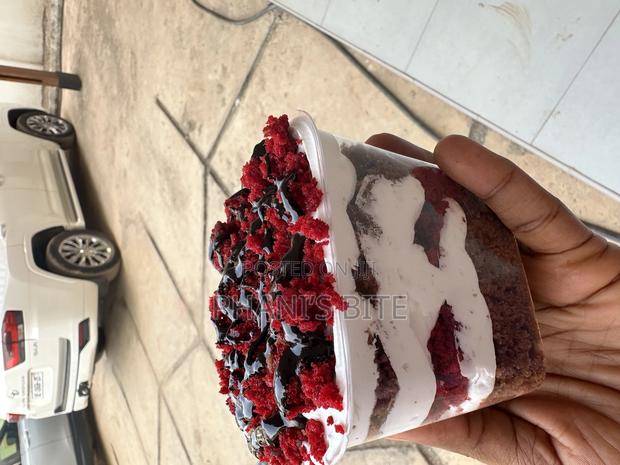 Parfait Mini Size and Big Size Available