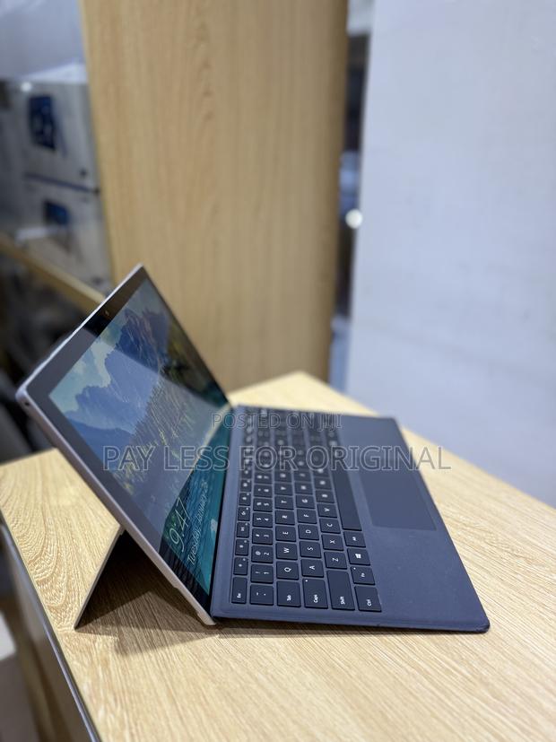 Laptop Microsoft Surface Laptop 5 16GB Intel Core I7 SSD 512GB · Photo 3