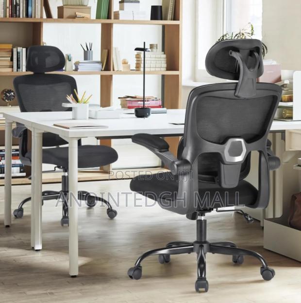 Ergonomic Executive Office Chair - Black · Photo 2