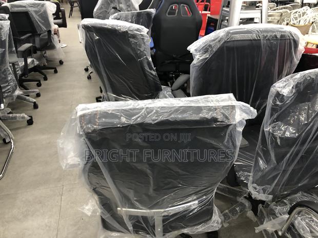 Durable Quality Office Chair · Photo 2