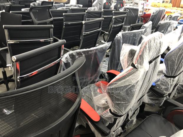 Durable Quality Office Chair · Photo 3